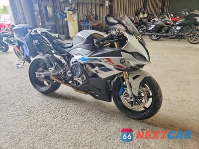 2024 BMW S 1000 RR WB10E6305R6K00458 - główne zdjęcie licytacji z USA - miniatura