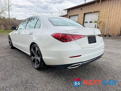 Czwarte zdjęcie samochodu z boku: 2023 MERCEDES-BENZ C 300 VIN:W1KAF4GB8PR084551 - miniatura
