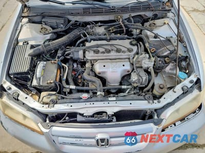 Zdjęcie 11 z 13 samochodu: 2002 HONDA ACCORD SE VIN:1HGCG56772A150602 - miniatura