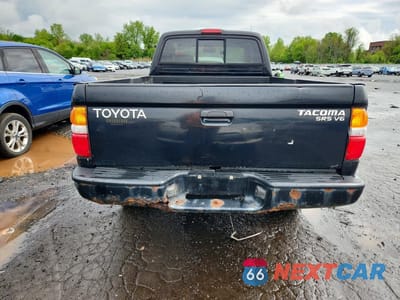 Zdjęcie 6 z 12 samochodu: 2002 TOYOTA TACOMA XTRACAB VIN:5TEWN72N72Z065587 - miniatura