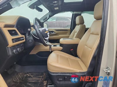 Zdjęcie 7 z 13 samochodu: 2021 CHEVROLET SUBURBAN K1500 PREMIER VIN:1GNSKFKD7MR162030 - miniatura