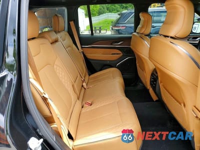 Zdjęcie 11 z 13 samochodu: 2023 JEEP GRAND CHEROKEE SUMMIT VIN:1C4RJHEG4PC563229 - miniatura