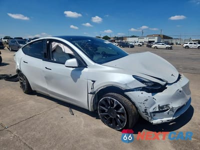 Czwarte zdjęcie samochodu z boku: 2020 TESLA MODEL Y VIN:5YJYGDEE6LF014498 - miniatura