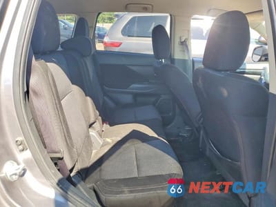Zdjęcie 11 z 14 samochodu: 2019 MITSUBISHI OUTLANDER ES VIN:JA4AD2A32KZ047617 - miniatura