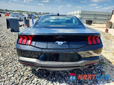 Zdjęcie 6 z 12 samochodu: 2026 FORD MUSTANG VIN:1FA6P8TH3T5106834 - miniatura