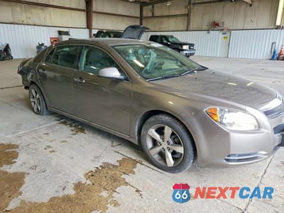 Czwarte zdjęcie samochodu z boku: 2012 CHEVROLET MALIBU 1LT VIN:1G1ZC5E00CF225162 - miniatura