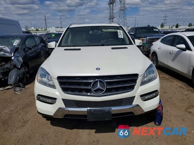 Piąte zdjęcie samochodu w środku: 2014 MERCEDES-BENZ ML 350 VIN:4JGDA5JBXEA318474 - miniatura