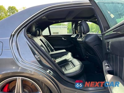 Zdjęcie 7 z 10 samochodu: 2014 MERCEDES-BENZ E 63 AMG-S VIN:WDDHF7GB6EA940456 - miniatura