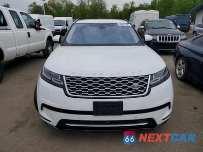 Piąte zdjęcie samochodu w środku: 2021 LAND ROVER RANGE ROVER VELAR S VIN:SALYJ2EU8MA321235 - miniatura