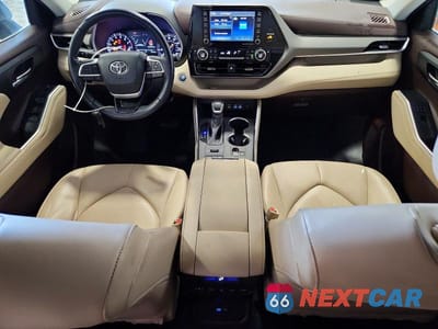 Zdjęcie 8 z 14 samochodu: 2022 TOYOTA HIGHLANDER XLE VIN:5TDGZRBH5NS231038 - miniatura