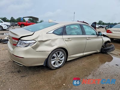 Trzecie zdjęcie samochodu z tyłu: 2018 HONDA ACCORD LX VIN:1HGCV1F11JA162401 - miniatura