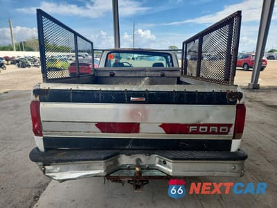 Zdjęcie 6 z 12 samochodu: 1993 FORD F250 VIN:1FTHF25H2PNA30979 - miniatura