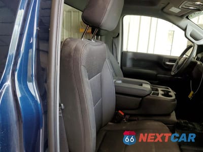 Zdjęcie 10 z 12 samochodu: 2022 CHEVROLET SILVERADO K1500 VIN:3GCNDAED0NG668136 - miniatura