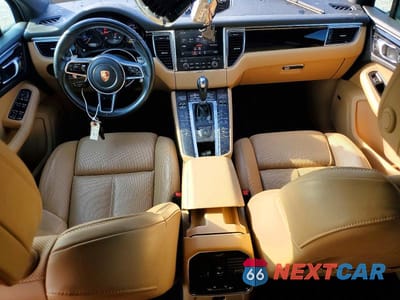 Zdjęcie 8 z 12 samochodu: 2018 PORSCHE MACAN VIN:WP1AA2A53JLB21806 - miniatura