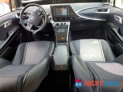 Zdjęcie 8 z 12 samochodu: 2018 TOYOTA MIRAI BASE VIN:JTDBVRBDXJA004941 - miniatura