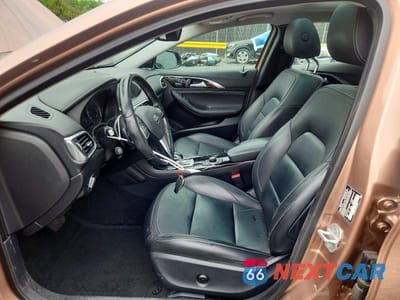 Zdjęcie 7 z 12 samochodu: 2018 INFINITI QX30 PREMIUM VIN:SJKCH5CR2JA047018 - miniatura