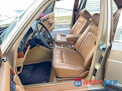 Zdjęcie 11 z 14 samochodu: 1983 MERCEDES-BENZ 380 380SEL VIN:WDBCA33A5DB041393 - miniatura