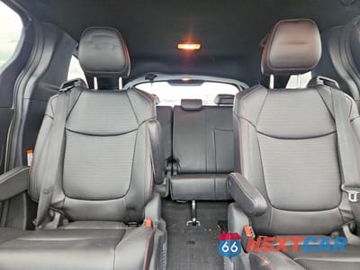 Zdjęcie 10 z 13 samochodu: 2025 TOYOTA SIENNA XSE VIN:5TDDSKFC0SS171081 - miniatura
