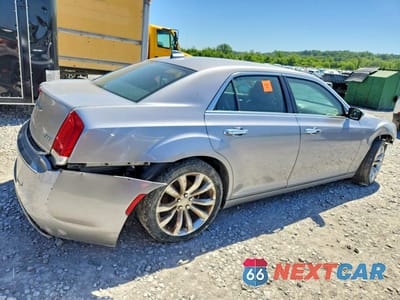 Trzecie zdjęcie samochodu z tyłu: 2018 CHRYSLER 300 LIMITED VIN:2C3CCAEGXJH145936 - miniatura