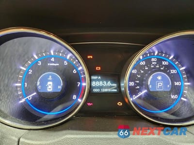 Zdjęcie 9 z 13 samochodu: 2011 HYUNDAI SONATA GLS VIN:5NPEB4AC8BH194413 - miniatura
