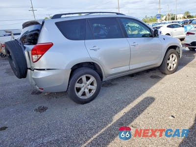 Trzecie zdjęcie samochodu z tyłu: 2007 TOYOTA RAV4 LIMITED VIN:JTMBD31VX75095057 - miniatura