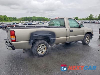 Trzecie zdjęcie samochodu z tyłu: 2002 CHEVROLET SILVERADO C1500 VIN:1GCEC14W92Z106401 - miniatura