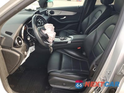 Zdjęcie 7 z 13 samochodu: 2017 MERCEDES-BENZ GLC 300 4MATIC VIN:WDC0G4KB5HF140341 - miniatura