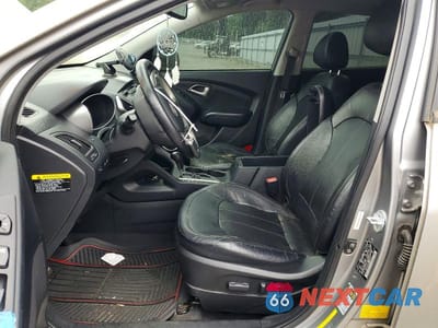 Zdjęcie 7 z 13 samochodu: 2013 HYUNDAI TUCSON LIMITED VIN:KM8JU3AC9DU665279 - miniatura