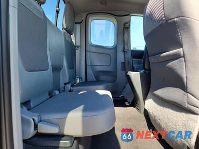 Zdjęcie 10 z 12 samochodu: 2012 TOYOTA TACOMA PRERUNNER ACCESS CAB VIN:5TFTU4GN9CX026182 - miniatura