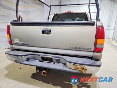 Zdjęcie 6 z 12 samochodu: 2002 CHEVROLET SILVERADO K1500 VIN:2GCEK19T221292650 - miniatura