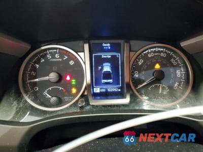 Zdjęcie 9 z 12 samochodu: 2020 TOYOTA TACOMA VIN:3TMCZ5AN1LM326742 - miniatura