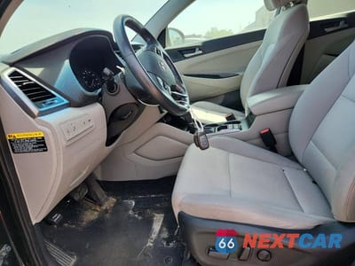 Zdjęcie 7 z 13 samochodu: 2017 HYUNDAI TUCSON SPORT VIN:KM8J3CA24HU374561 - miniatura