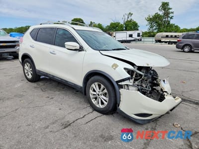 Czwarte zdjęcie samochodu z boku: 2015 NISSAN ROGUE SV VIN:5N1AT2ML6FC897792 - miniatura