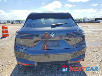 Zdjęcie 6 z 12 samochodu: 2025 BMW IX XDRIVE50 VIN:WB523CF05SCT45837 - miniatura