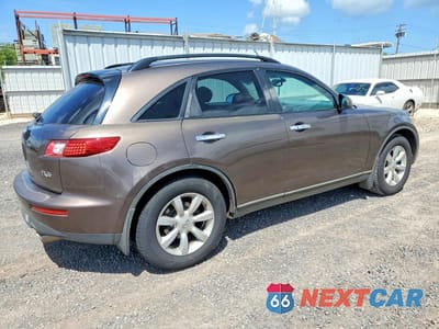 Trzecie zdjęcie samochodu z tyłu: 2004 INFINITI FX35 BASE VIN:JNRAS08U54X108410 - miniatura