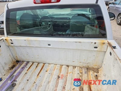 Zdjęcie 10 z 12 samochodu: 2007 GMC NEW SIERRA C1500 VIN:1GTEC14C87E590887 - miniatura