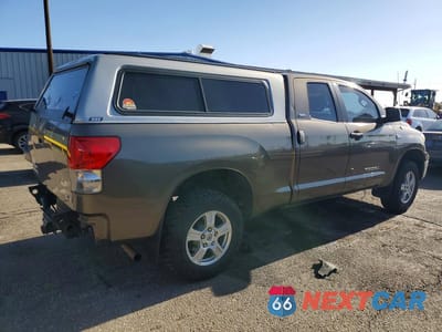 Trzecie zdjęcie samochodu z tyłu: 2007 TOYOTA TUNDRA DOUBLE CAB SR5 VIN:5TFBT541X7X007913 - miniatura