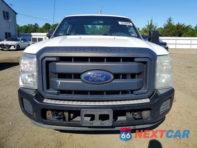 Piąte zdjęcie samochodu w środku: 2015 FORD F250 SUPER DUTY VIN:1FT7X2A64FEB54036 - miniatura