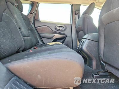 Zdjęcie 11 z 14 samochodu: 2020 JEEP CHEROKEE LATITUDE VIN:1C4PJLCB5LD596097 - miniatura