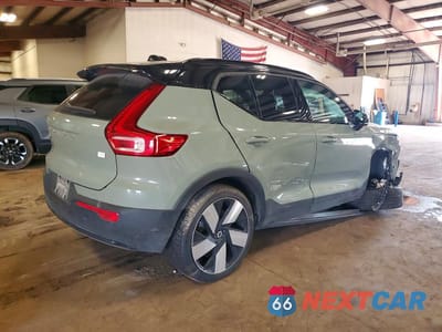 Trzecie zdjęcie samochodu z tyłu: 2024 VOLVO XC40 RECHARGE ULTIMATE VIN:YV4ER3XM5R2248085 - miniatura