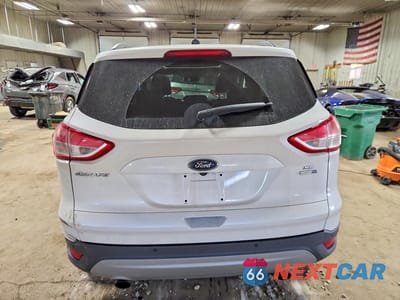 Zdjęcie 6 z 13 samochodu: 2016 FORD ESCAPE SE VIN:1FMCU9GX7GUA65452 - miniatura