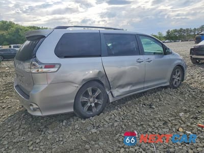 Trzecie zdjęcie samochodu z tyłu: 2015 TOYOTA SIENNA SPORT VIN:5TDXK3DC0FS558189 - miniatura
