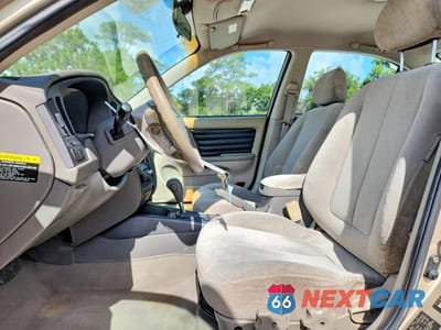 Zdjęcie 7 z 12 samochodu: 2006 HYUNDAI ELANTRA GLS VIN:KMHDN46D06U267804 - miniatura
