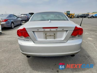 Zdjęcie 6 z 12 samochodu: 2009 VOLVO C70 T5 VIN:YV1MC67219J070319 - miniatura