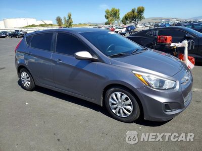 Czwarte zdjęcie samochodu z boku: 2016 HYUNDAI ACCENT SE VIN:KMHCT5AE6GU247064 - miniatura