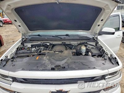 Zdjęcie 11 z 12 samochodu: 2018 CHEVROLET SILVERADO K1500 LT VIN:3GCUKREC6JG504374 - miniatura
