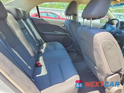 Zdjęcie 10 z 12 samochodu: 2010 FORD FUSION SE VIN:3FAHP0HA0AR220614 - miniatura