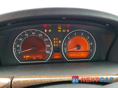 Zdjęcie 9 z 12 samochodu: 2006 BMW 750 LI VIN:WBAHN83516DT34286 - miniatura