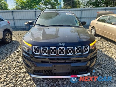 Piąte zdjęcie samochodu w środku: 2024 JEEP COMPASS LIMITED VIN:3C4NJDCN3RT142263 - miniatura