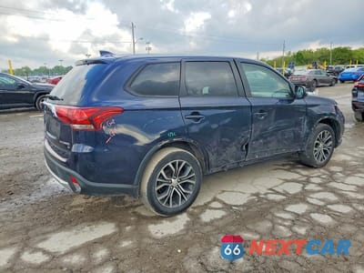 Trzecie zdjęcie samochodu z tyłu: 2018 MITSUBISHI OUTLANDER SE VIN:JA4AZ3A39JJ005661 - miniatura